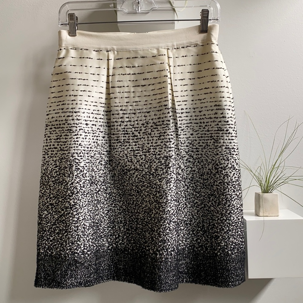 Kate Spade black and white pleated skirt